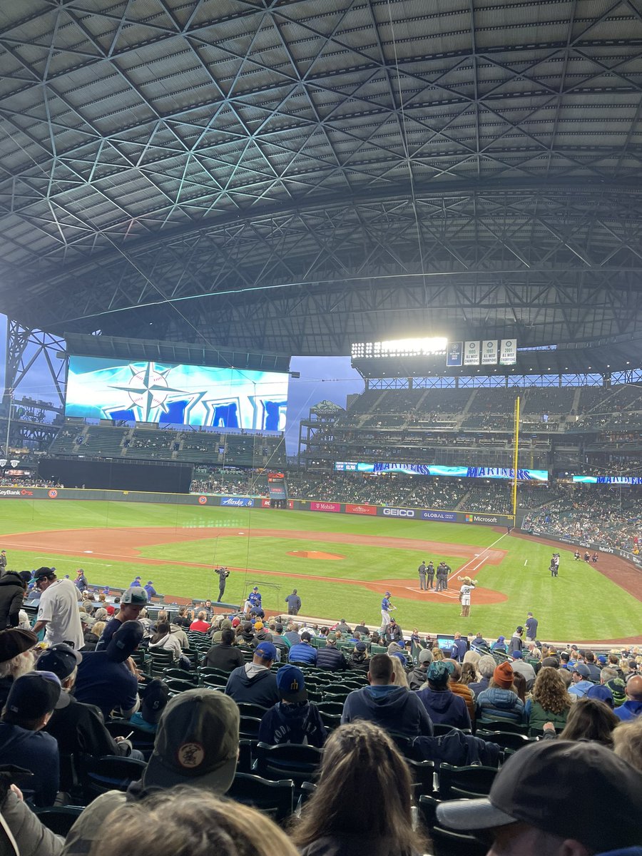 #SeaUsRise mariners game again