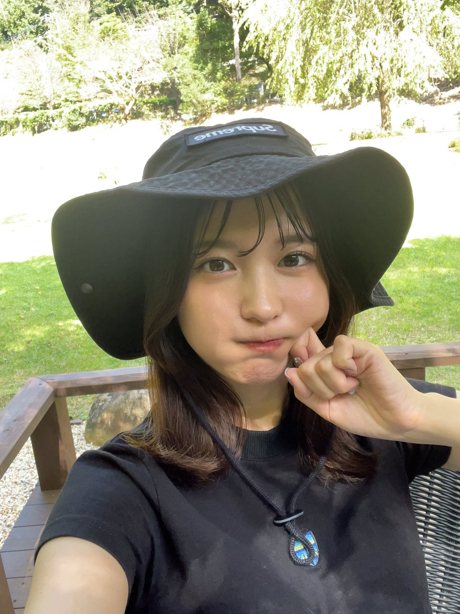 nayunodon's tweet photo. 25歳になりました🌼 https://t.co/iC8CPx6x0E