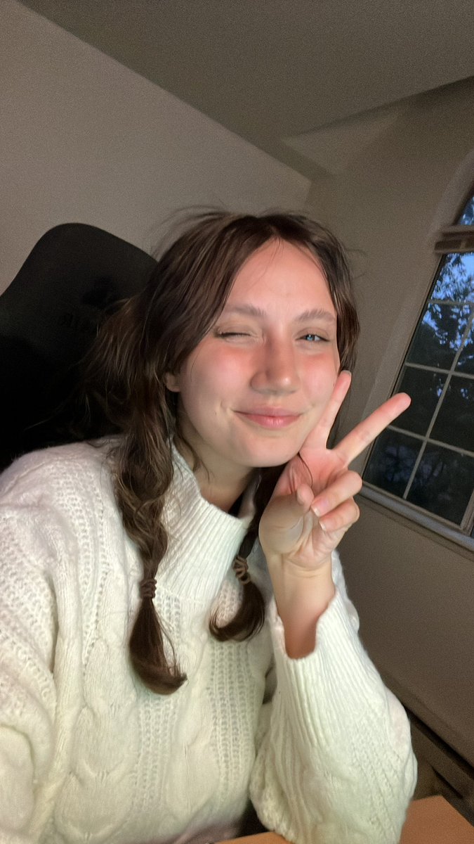 indigranger's tweet image. Playing more coral island and having a cozy night with the void!

twitch.tv/indianagranger