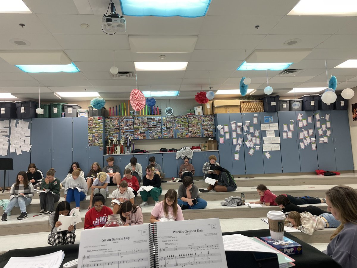 …and here we go!  #AHSElf23