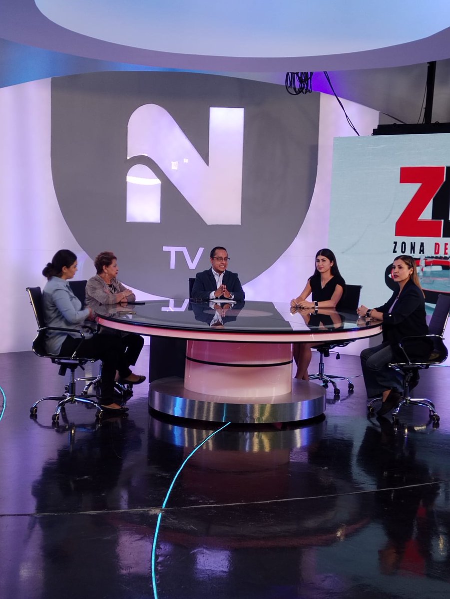 Estamos en #ZonadeDebate con <a href="/richardibarral/">Richard Ibarra</a> en <a href="/Canal15MX/">Canal 15</a> hablando sobre salud mental