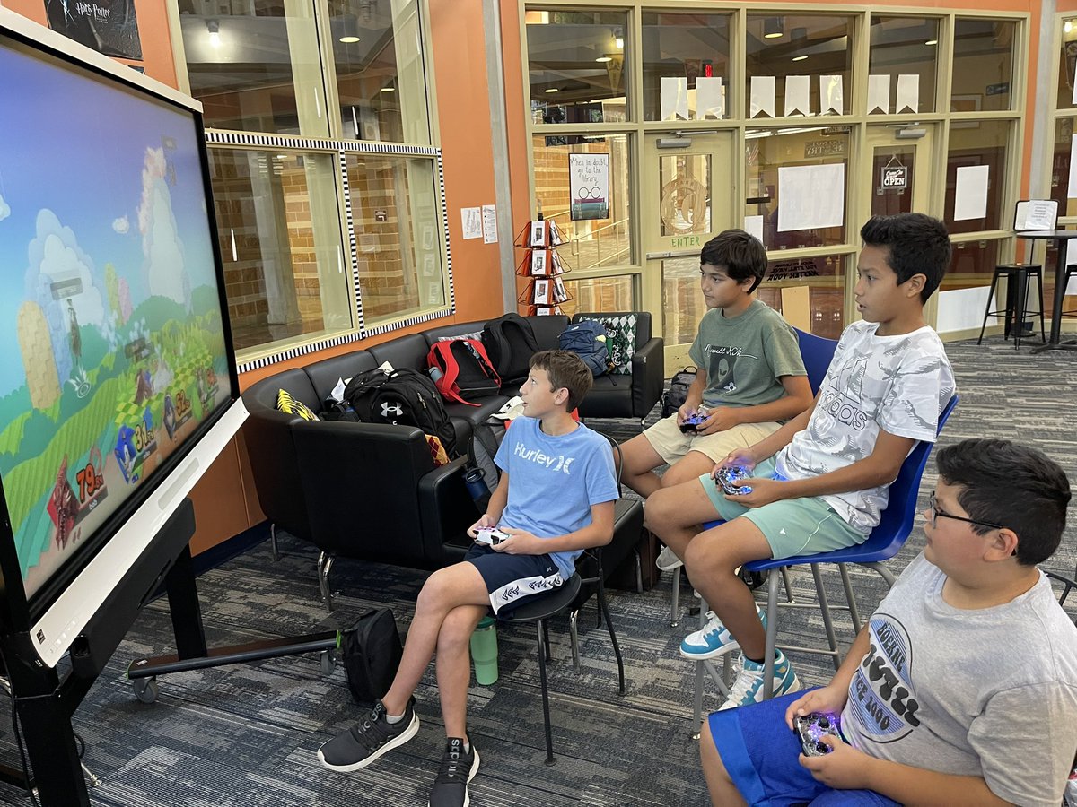 BMSS_LIB's tweet image. BMSS eSports Team is gearing up for our upcoming tournament in a few weeks! @BoerneMSSouth @BoerneISD