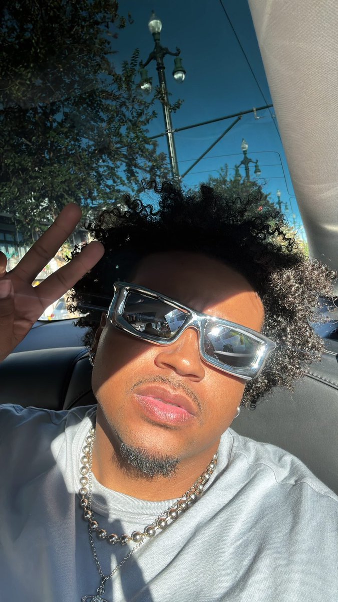everetteevans_'s tweet photo. We gone take it to the moon! 🧑🏾‍🚀🪐🪩 https://t.co/Sa0oAEBxZv