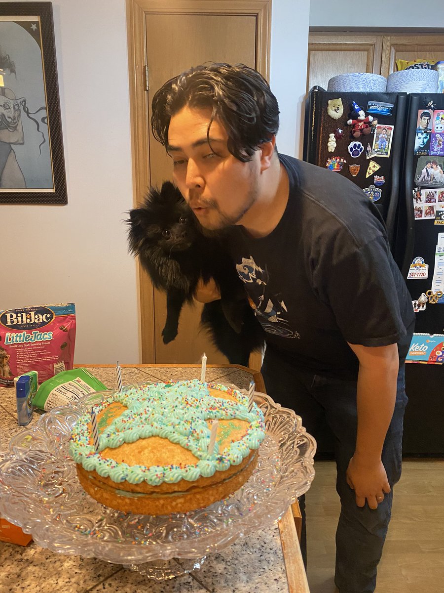 mama(to-be) strawberry 🍼🍓 tweet media