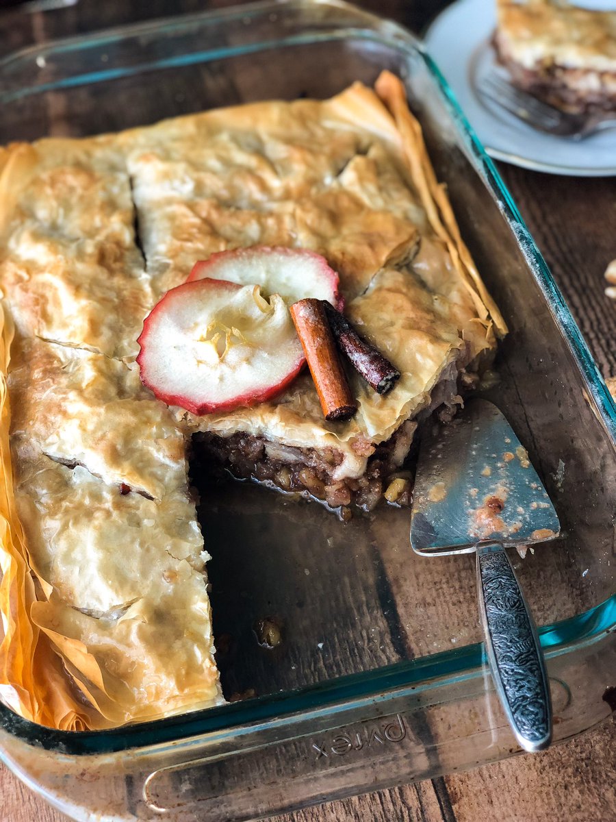 Apple 🍎 baklava! miakouppa.com/2019/05/13/app…