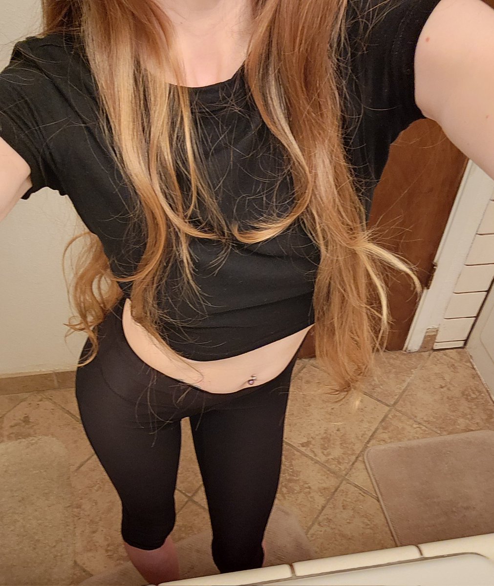 You want a petite Momma Goddess to ruin you ? 
Okay 🤔😏 send your cashapp so I can drain you like the cute bitch I am 🤗🥰

Findom  finD  finbrat  Goddess  paypig  whalesub  humanATM  cuck  cuckold  cashcow