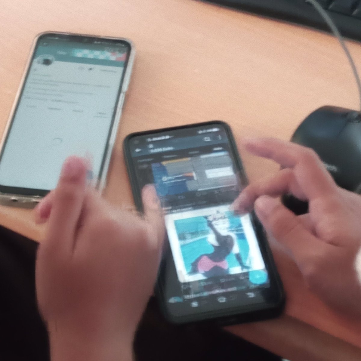 xil tweet media