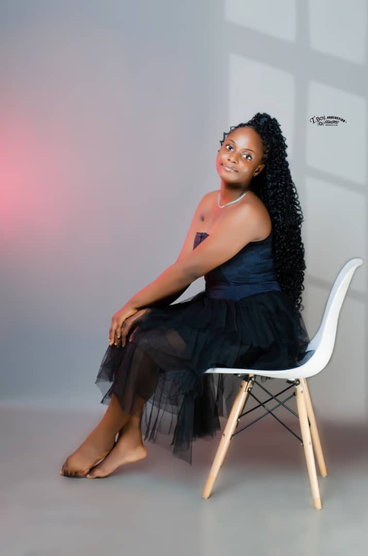 Oritsesholire's tweet photo. Pic from last year.. doh.., 😅😅
Grateful 🌸🌹 for all the opportunities 💗
#Olire
Happy birthday to me
#itsekiriBarbie🤗 https://t.co/eSQZL0jVDx