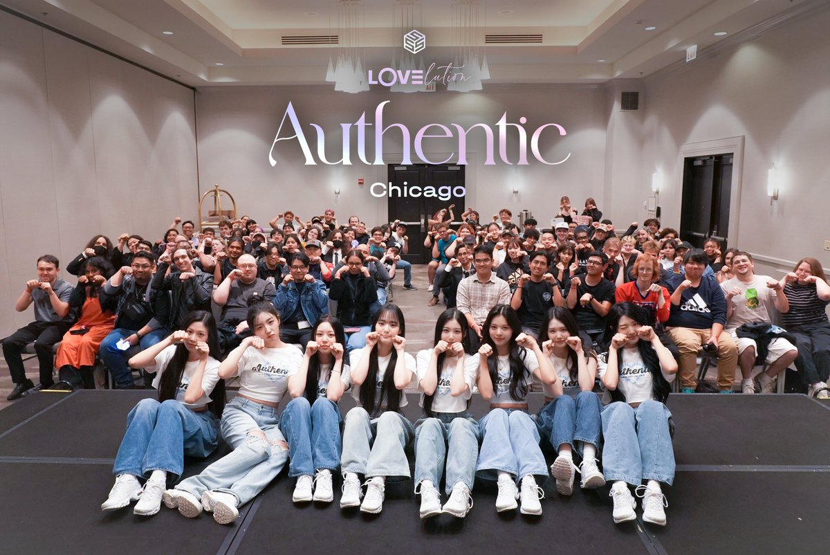 triplescosmos's tweet photo. tripleS 1st World Tour [Authentic] LOVElution in US
👉 Chicago, IL ✅

A mini fan meeting with big hearts 💗
Thank you for all the smiles and laughter Chicago WAV!
See you again next time 🤗

#tripleS #트리플에스
#LOVElution #러블루션
#tripleS1stWorldTour #AuthenticUS https://t.co/oJLwY3iCIq