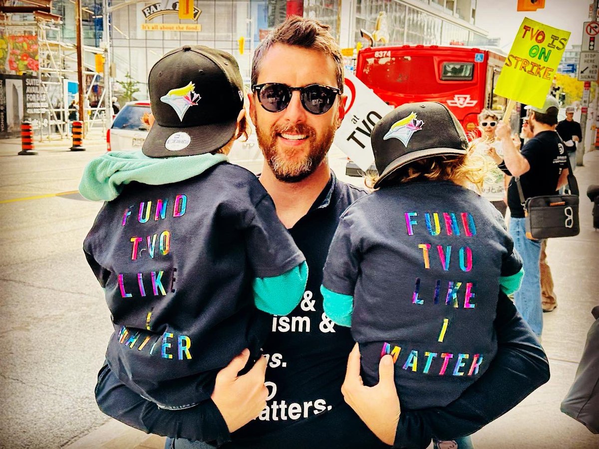 chris_beaver's tweet photo. Take your kids to strike day @tvo 

#SupportTVOWorkers #SummerOfStrikes #FallOfStrikes #FundTVOLikeitMatters #onpoli

For more info on how you can support striking @TVO_CMG workers, click here: https://t.co/XM7ZfqlG3f https://t.co/tA6reJrnmG