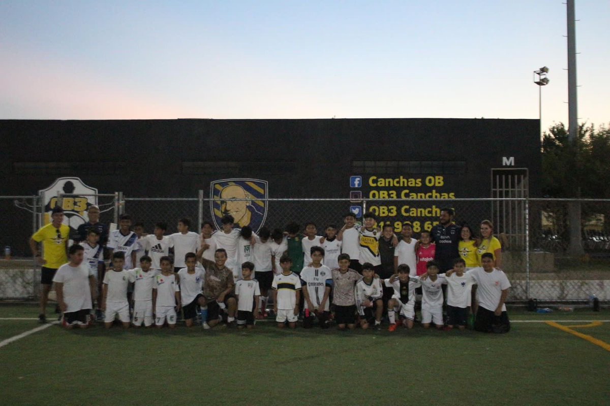 Visorías Club de Fútbol Monterrey. 
<a href="/GabyBatocletti/">∞ Gaby Batocletti ∞</a> <a href="/Vanebalderasg/">Vane Balderas</a>