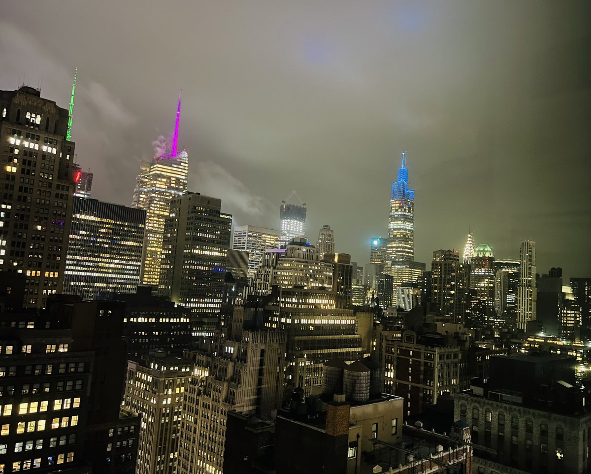 sactotrixie's tweet image. In a New York State of mind. #theProperParty929