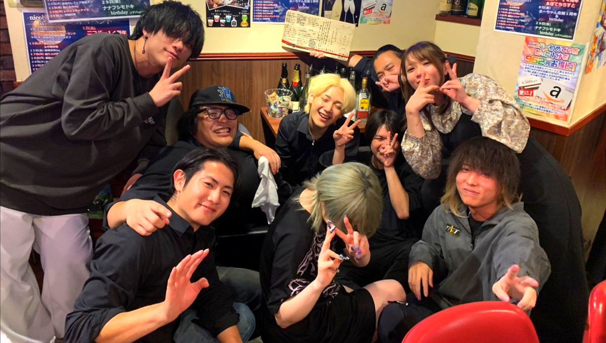 秋空@濃いめ福岡3.1より日~木翌3時まで営業 tweet media
