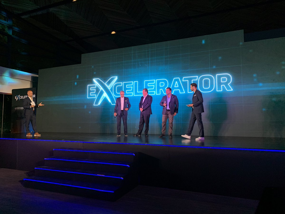 IA_indicador's tweet image. #Excelerator es una plataforma en línea de Daimler Truck México para adquirir #refacciones de unidades de @FreightlinerMex y @MBenzBusesMx. Combina Inteligencia Artificial con un portafolio de más de 140 mil partes y la red de distribuidores de la armadora.
🚚🚌⚙️🛠️💻