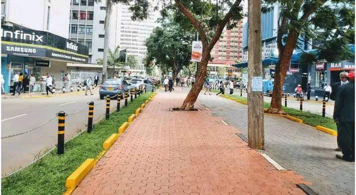 roba_eli's tweet image. Under @NMS_Kenya Nairobi used to look clean and organize until @SakajaJohnson took over and old dirty and ugly Nairobi streets came back....nani aliroga wakenya #MainaAndKingangi