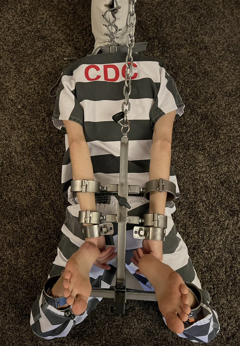 ⛓️Inmate Tyko.
Serious  prisoner punishement 🔒😈

TiKinkPlay/Recon