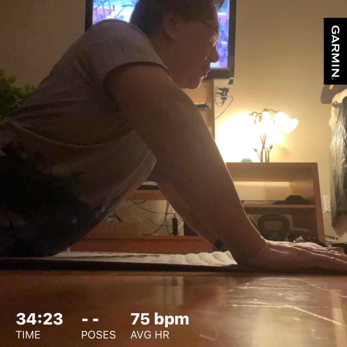 Day 2️⃣8️⃣: #JumpIn4HeartHealth 
Balance and a bit of Cobra 🐍 to end the day of sitting at my desk for extended periods at a time. 
Namaste for your 🧠&amp;🫀
#teamheart #herheartmatters #leagueofgarmin