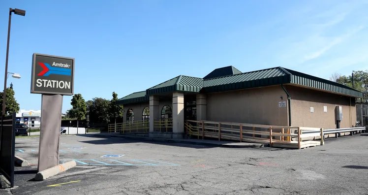 Alex Marshall tweet media