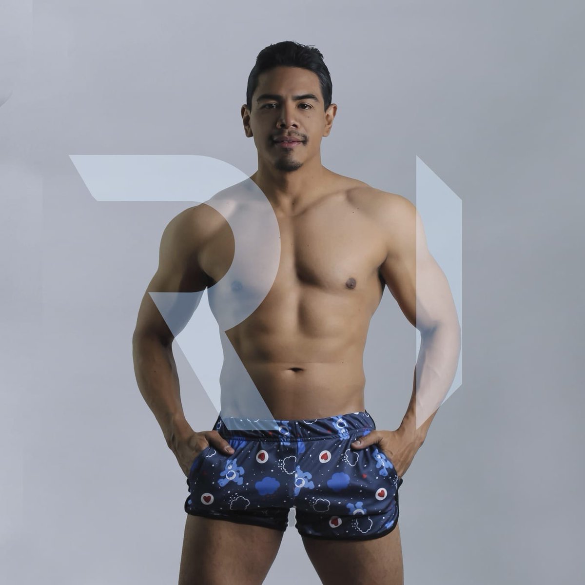 CalzonesRico's tweet photo. Conjunto deportivo osito azul... disponible bajo pedido en @CalzonesRico adquierelo ya y dejanos hacer realidad tus más íntimas fantasías 😘. https://t.co/i0KFJXgoRz