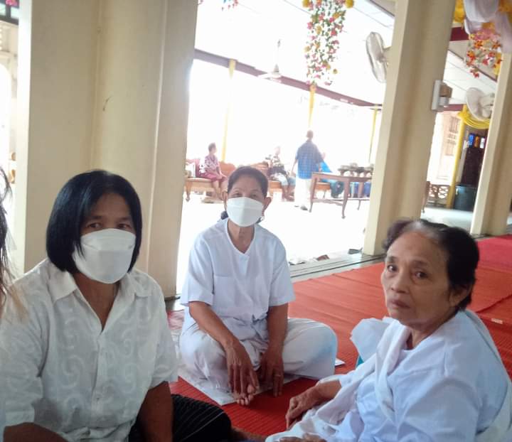 pim_pim68's tweet image. เมื่อมาก็ตัวเปล่า เมื่อไปก็ไปตัวเปล่า ให้เร่งสร้างความดีงาม เพราะความดีงามเท่านั้นที่คงอยู่💐🤍👪 #วันนี้เป็นวันพระ