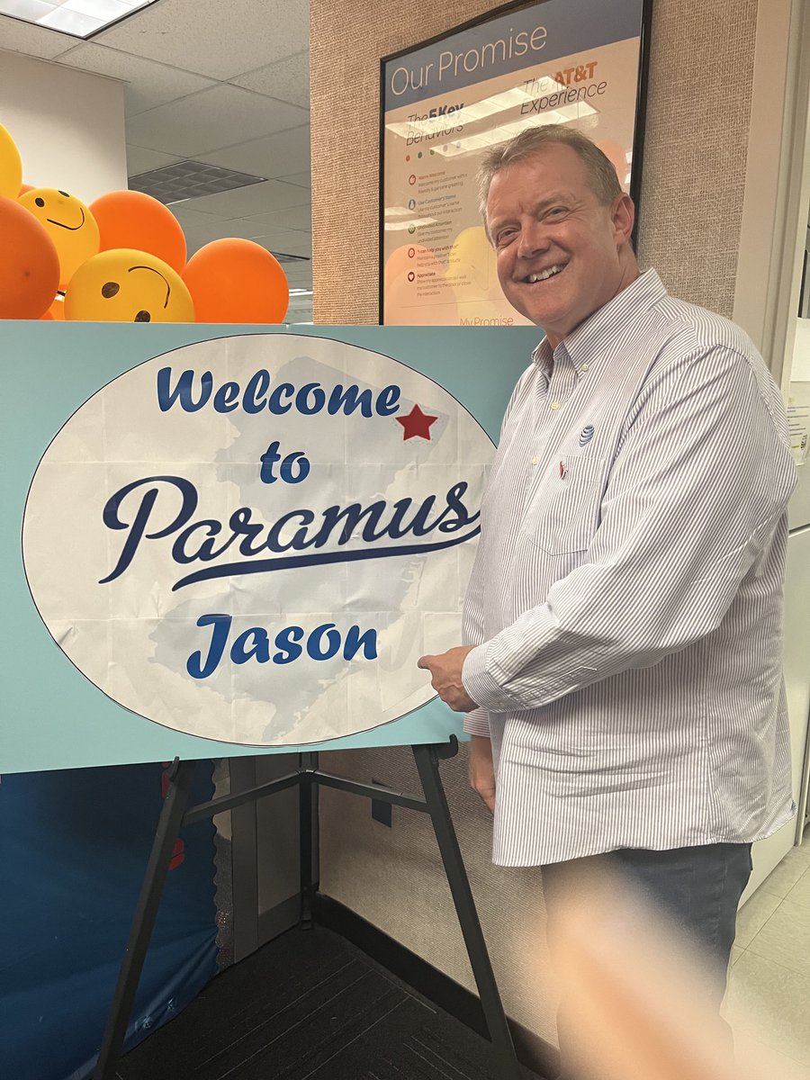 BCSS_BMEParamus's tweet photo. So happy to have Jason in Paramus this week!!!!!! #BCSSFamily https://t.co/TlygU4n31r