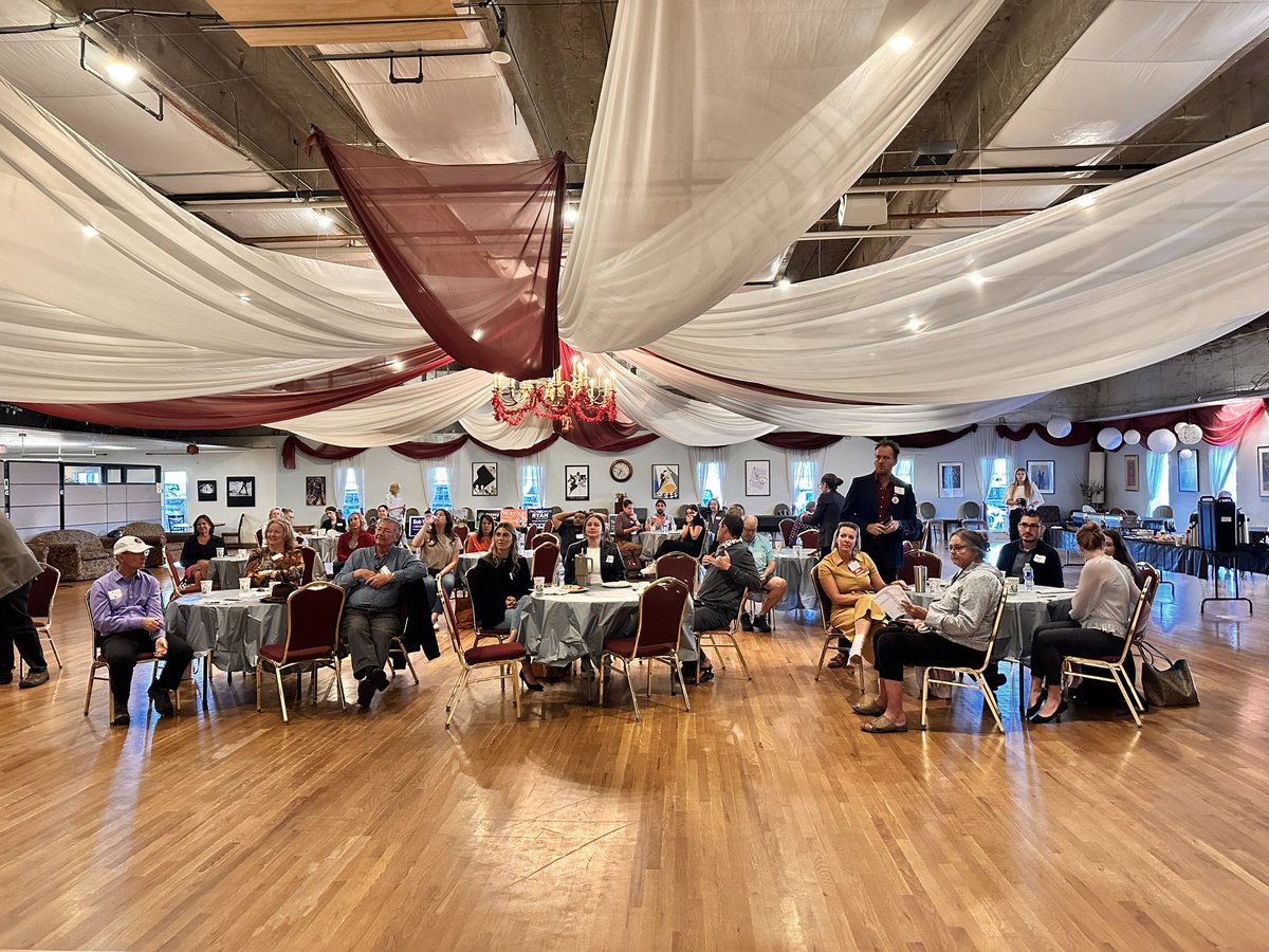 jennyforboulder's tweet photo. Forum and meet and greet yesterday morning at Avalon Ballroom. BARHA and BOLO hosted the candidates in a breakfast format that allowed us to round table some of the issues with our housing. I am very appreciative of the wealth of knowledge and perspectives provided by these teams https://t.co/9BVozcxPqx