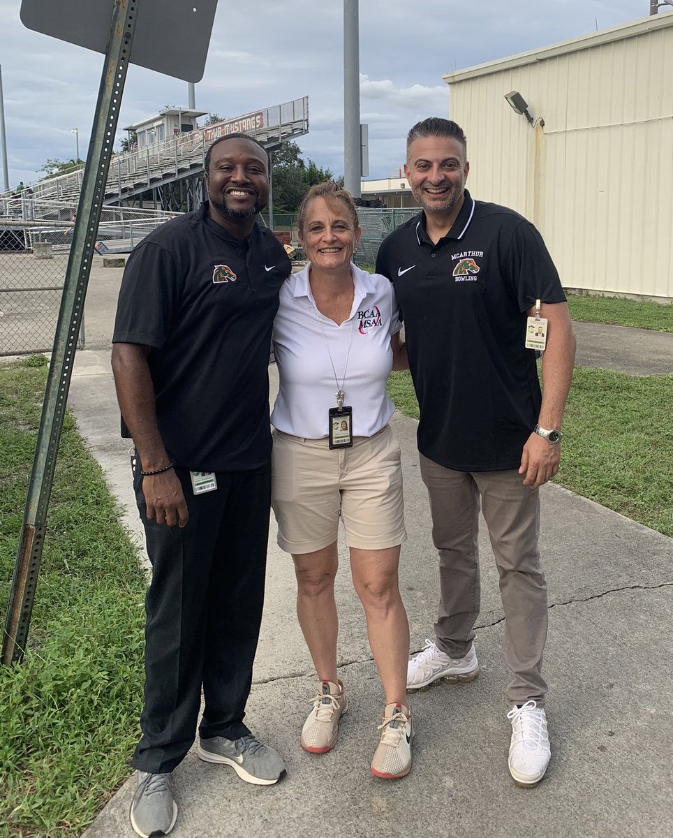 Mr_P_WB's tweet image. Big win tonight! #MACATTACK 🏈 @abroomsville @jentorpedo @McArthur_HS