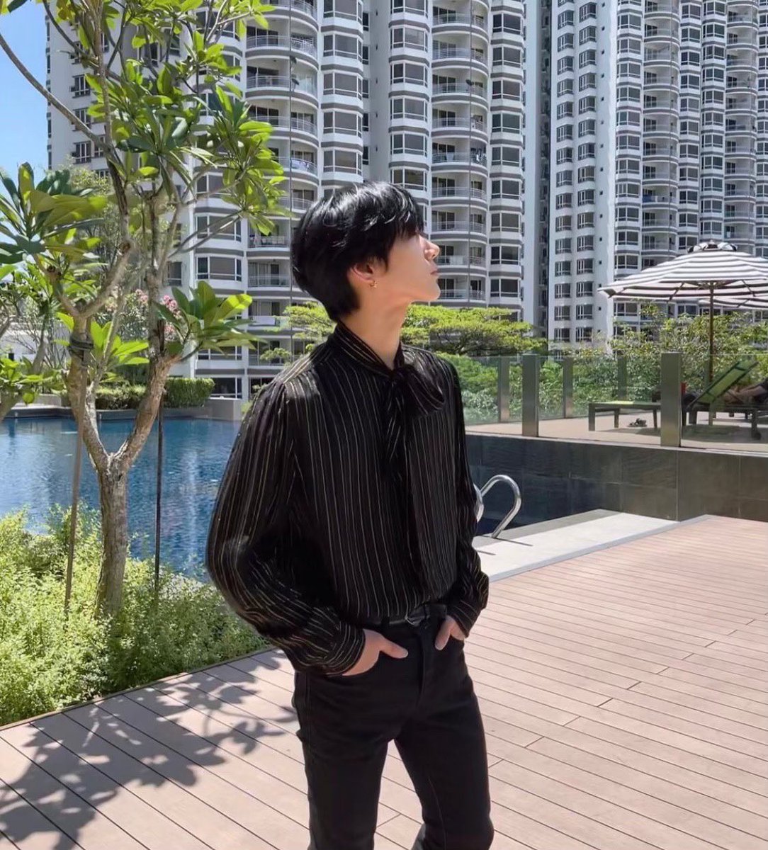 rarune01's tweet photo. 【SAINT LAURENTオススメアイテム】

NCTテン着用🇰🇷
SAINT LAURENコーディネート🔥

#SaintLaurent #nct #テン #ten #fashion
#ファッション #メンズファッション
#メンズコーデ #スタイリスト https://t.co/xIiLCbISO0