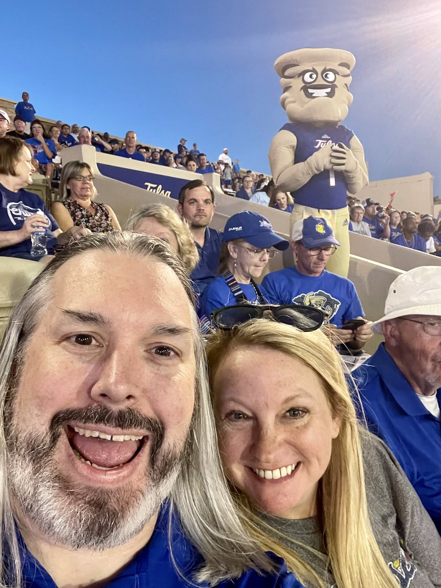 Took in our first @TulsaFootball game tonight and had an absolute blast! #ReignCane #LoyalAlwaysTrue