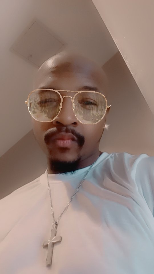 Xavier Robinson tweet media