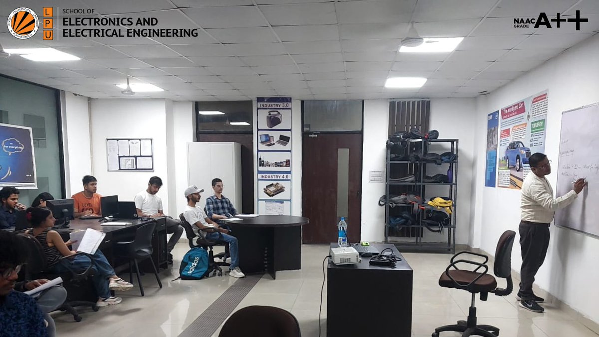 LPU_EEE's tweet image. SEEE organized industry inputs from Intel FICE for the BTech. (ECE-IoT) and BTech. Robotics and Automation students of 1st and 2nd year during 04-09 Sep 2023 and 11-16 Sep 2023.

#LPU #SEEE #BTechEE #BTechEEE
#BTechRobotocsandAutomation #BTechECE #BTechECEIoT
#ThinkBIG