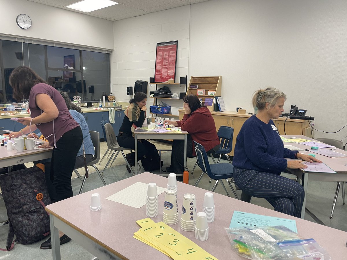 rvdemerchant's tweet image. @SD69Qualicum @BCAMT and Ruth Stefenak thanks for sponsoring the #mathcircle tonight. Really enjoyed facilitating  and solving some problems. #mathisfun