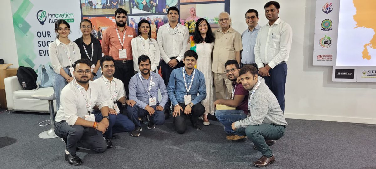 FoAPCenterNIC's tweet photo. Exciting times at @InnovationHubUP and @AKTU_Lucknow during the 5-day @UPIntrTradeShow! 🚀 With 80 startups, 10 incubation managers, and endless trade opportunities, it's a paradise for #innovation. Let's make things happen! 💡🌟 #StartupShowcase #UPInnovationHub https://t.co/Qa08vLbnsV