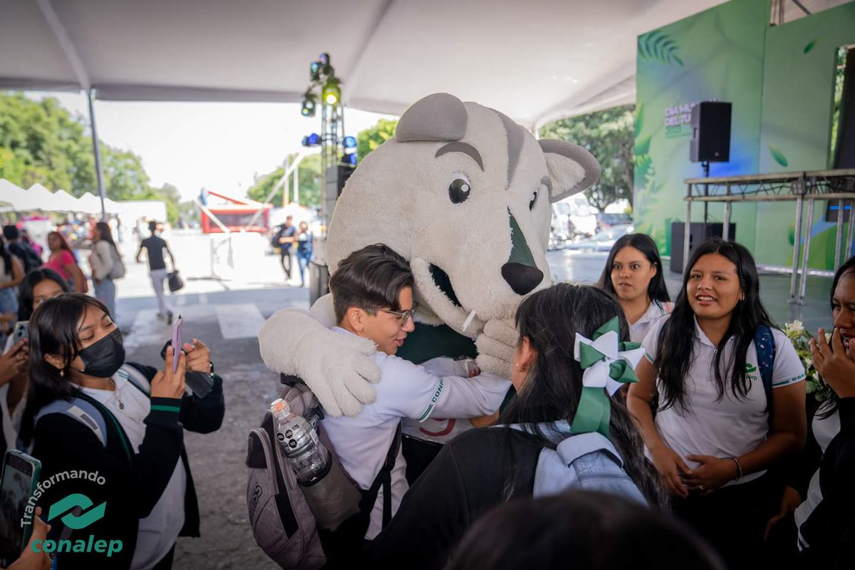 💚Conalover's 💜

Por el Día Mundial del Turismo, fuimos invitados al evento organizado por la Secretaría de Turismo de Morelos, evento que se llevó a cabo en la Uaem.
 Tuvimos una Gran participación en la carrera de botargas, con nuestras queridas Mascotas, Lobolep y Rosetta.