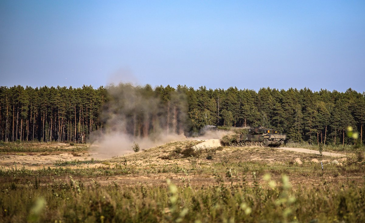 hqmncne's tweet photo. In preparation for the upcoming #NATO certification exercise #IronWolf in Lithuania 🇱🇹, the @efp_lithuania held exercise #RisingBull . 🇩🇪 troops also took part and demonstrated, their tanks and #soldiers are ready! #WeAreNATO @NATO @SHAPE_NATO @NATOJFCBS https://t.co/5zCx83CXyk