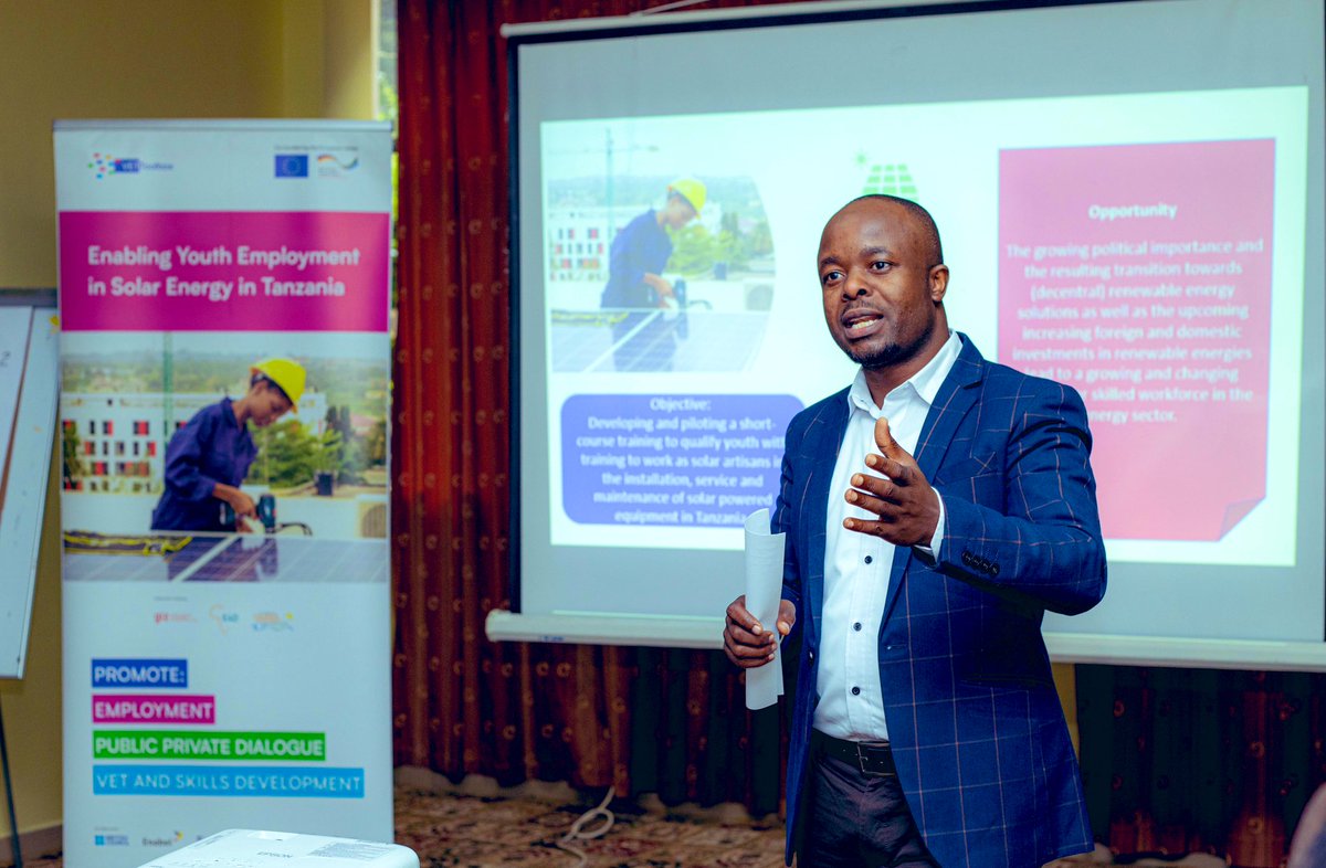 DorisLikwe's tweet photo. Ni heshima kubwa nilipewa kuwakilisha @MSTCDC kuongoza mjadala wa umma wa pili wa Mradi wa "Kuwezesha Ajira ya Vijana katika Nishati ya Jua nchini Tanzania." Huu ni mradi unaotekelezwa na @eacgiz @Arushacol @nactvetZ 

cc: @FMsangira https://t.co/BW4sCZNAS9