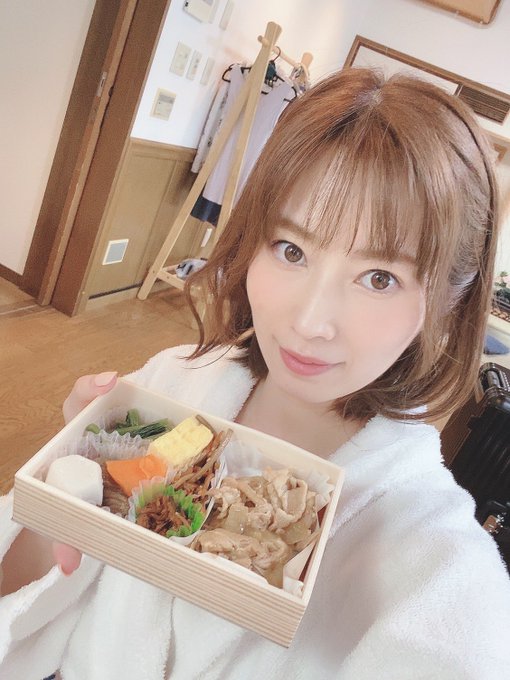 今日はお仕事だよ✨ https://t.co/1sU9lyBdZD