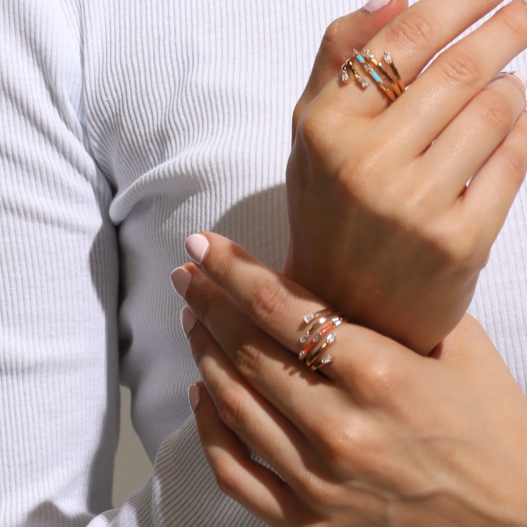 Up close + personal 

#zoom #closeup #rings #ring #handcandy #pink #neonpink #barbievibes #neonvibes #jewellery #jewelry #statementring #statementrings #statementjewellery #statementjewelry #irishjewellery #irishjewelry #goldjewellery #goldjewelry #jewellerygifts #jewelrygifts