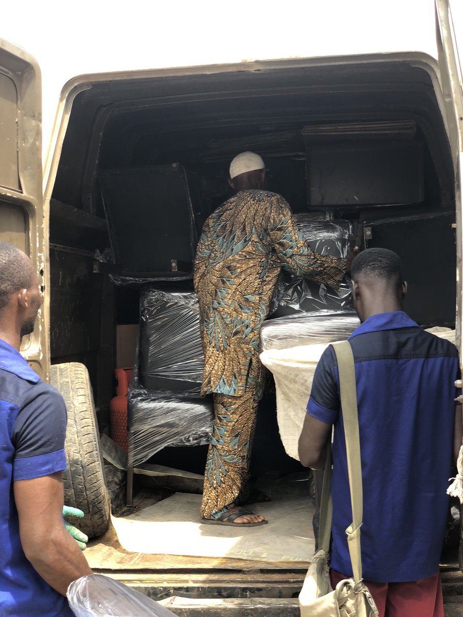 moveam_movers's tweet photo. Friday move.

Lagos mainland to Lagos island 

All items safely wrapped, transported and delivered on time.

Let’s handle your next move, shall we??
Call/WhatsApp: 08126601837
#MohBadLivesOn #VeryDarkBlackMan #Lautech #nlc #japa #BBNaijaAlIStars https://t.co/wNcbj2ftrZ