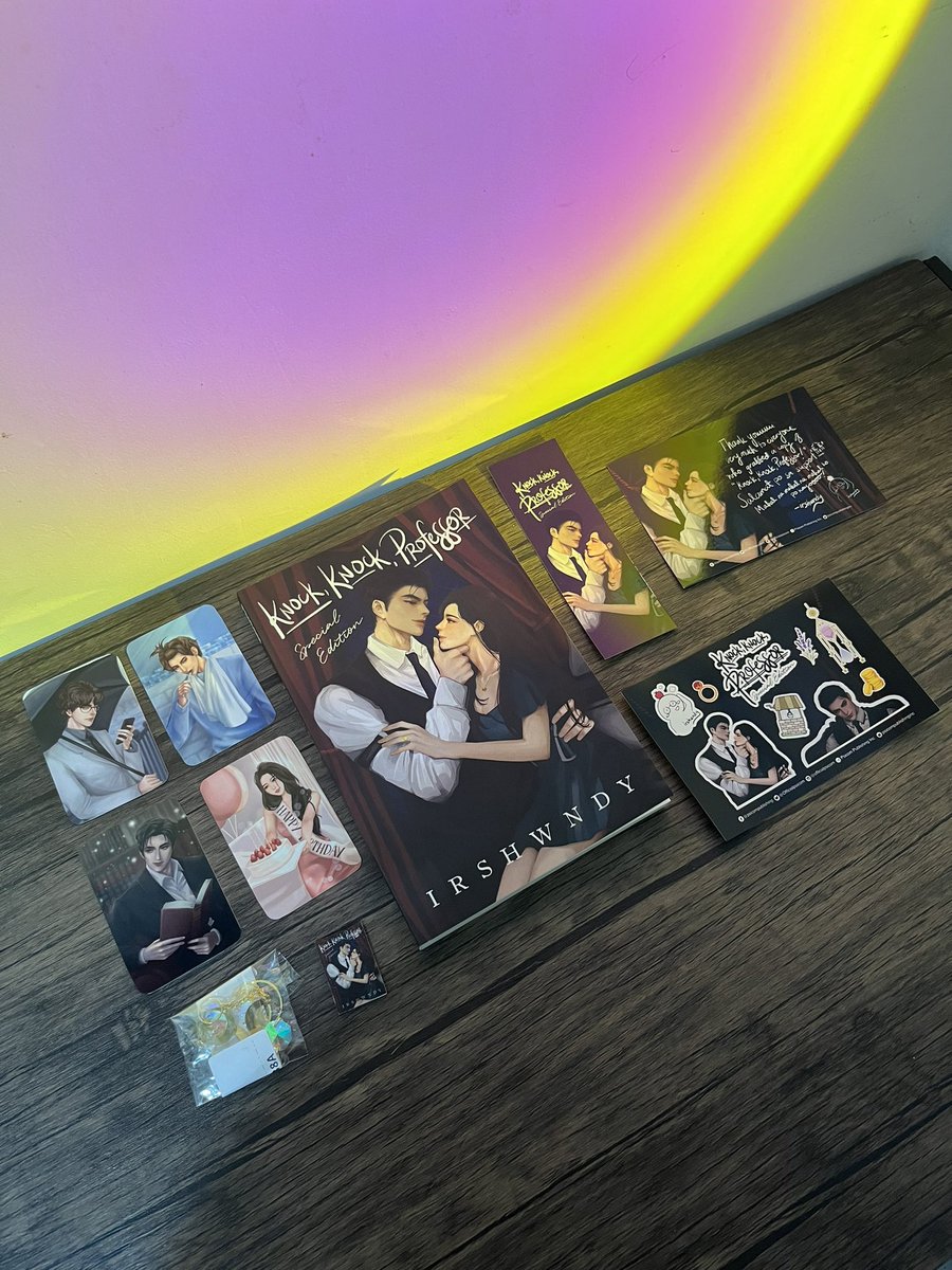 trishvvs's tweet photo. di man nakapunta sa mibf buti na lang pwede mag order sa online 🥹🫶🏼 

KKP Special Edition ✅🖤 

sobrang worth it ❤️ https://t.co/1ypzXvd75H
