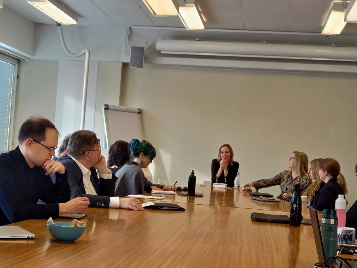 Beata Mäihäniemi, LL.D. (@beatamaihaniemi) on Twitter photo Professor <a href="/anubradford/">Anu Bradford</a> visiting us <a href="/LegaltechHEL/">LegalTechLab</a> <a href="/HelsinkiLaw/">Faculty of Law, HelsinkiUni</a> talking about her book 'Digital Empires' #bigdata
GDPR #EuropeanUnion #US #China #gatekeepers Professor <a href="/anubradford/">Anu Bradford</a> visiting us <a href="/LegaltechHEL/">LegalTechLab</a> <a href="/HelsinkiLaw/">Faculty of Law, HelsinkiUni</a> talking about her book 'Digital Empires' #bigdata
GDPR #EuropeanUnion #US #China #gatekeepers