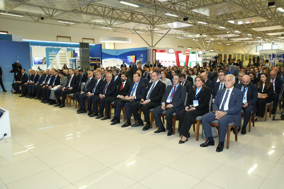 Azərbaycan-Türkiyə III Enerji Forumunun və “Naxçıvan - Yaşıl Enerji Zonası” mövzusunda beynəlxalq konfransın “Heydər Əliyev İli” ndə və dahi şəxsiyyətin doğulduğu Naxçıvan şəhərində keçirilməsi olduqca əhəmiyyətlidir. 
#Nakhchivan #Azerbaijan #Türkiye #greenenergy #EnergyForum