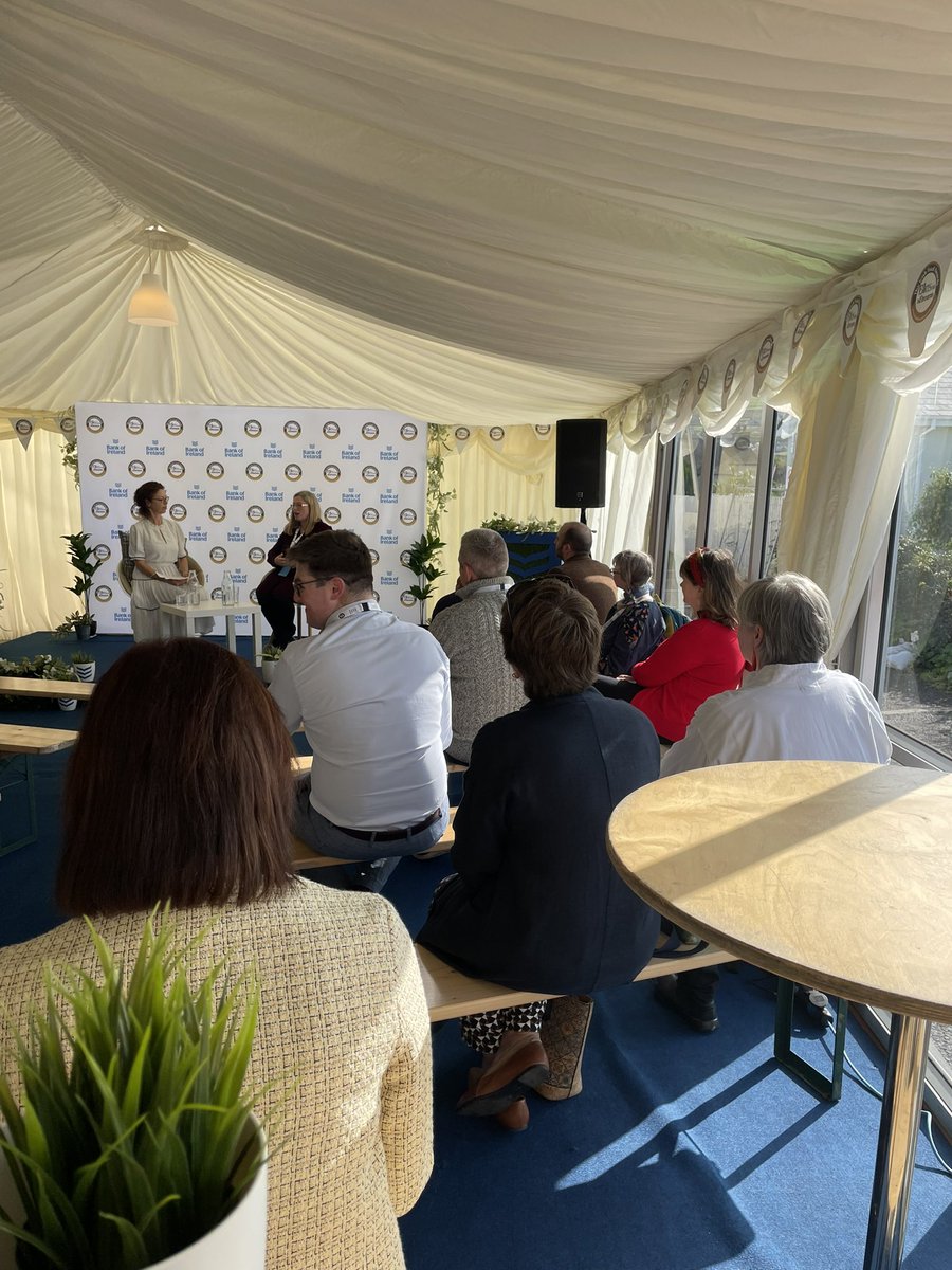 Viv_Gleeson's tweet photo. 2023 @BlasnahEireann's Producers’ Champion @FlavourIE in conversation with @bibliocook about the importance of collaborations and the opportunities they bring. #BlasBackyard #Blas23 @bankofireland
Watch via live stream: https://t.co/mDUGDj5uBm https://t.co/7opqoex3gr