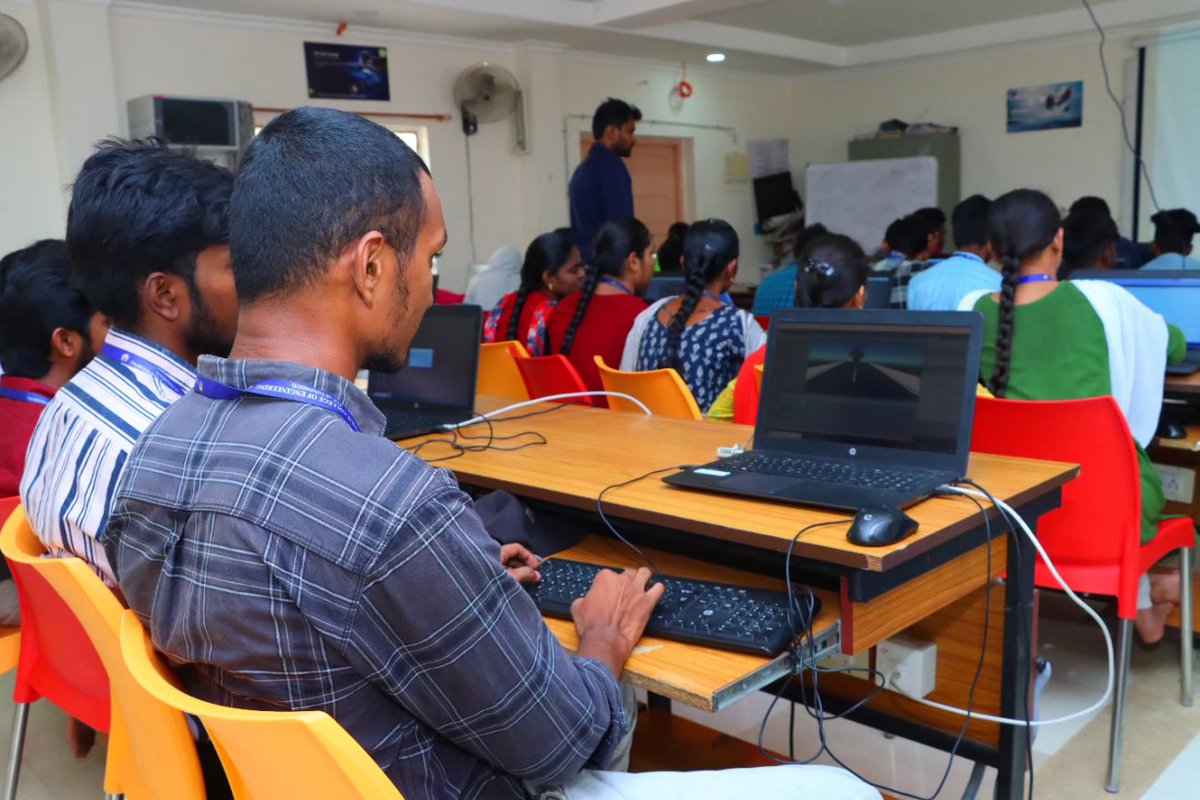 ksrmceofficial's tweet photo. Day 3 of one week workshop on Game Design using Unity 3D from 25-30, Sep 2023 organized by S D Cell in association with the department of CSE

#skilldevelopmentcell #ksrmcse  #ksrmskilldevelopmentcell #KSRM #ksrmce #kandulagroups #engineering #kadapa #ksrmceclubs #jntua #AICTE https://t.co/74G06dzVb0