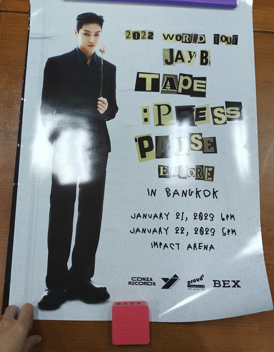 Coconutshell8's tweet image. โปสเตอร์​คอนเจบี3ใบ390ส่งฟรีใส่กระบอกตำหนิขอบบ้างนะคะสนใจทักดูเพิ่​มได้ค่ะ
#ขายการ์ดgot7  #ขายของสะสมgot7 #ขายของสะสมกัซ #ตลาดนัดgot7 #ตลาดนัดอากาเซ่ 
#MarkTuan​ #YUGYEOM  #YOUNGJAE​  #GOT7​ #got7ชัคกี้ #ชัคกี้got7 #JacksonWang #JAYB