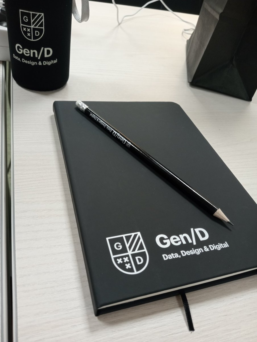 soluci_ON's tweet photo. Comienzo un nuevo y apasionante reto alrededor del mundo data, con @GenDSchool y @NTTDataSpain Gracias por vuestra amable acogida.
💪Sin datos no hay futuro 💡 https://t.co/KxGxjc46iw