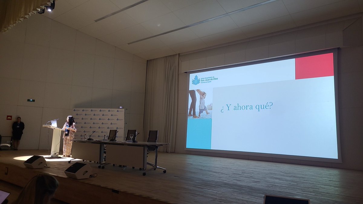 LavidaconHDC's tweet photo. Continuamos en #CongresoAT_SJD con la ponencia de Lucía Ponce titulada "¿Y ahora qué?: Modelo de gestión por procesos de intervención". #atenciontemprana #nnee https://t.co/IuxOF3GXea
