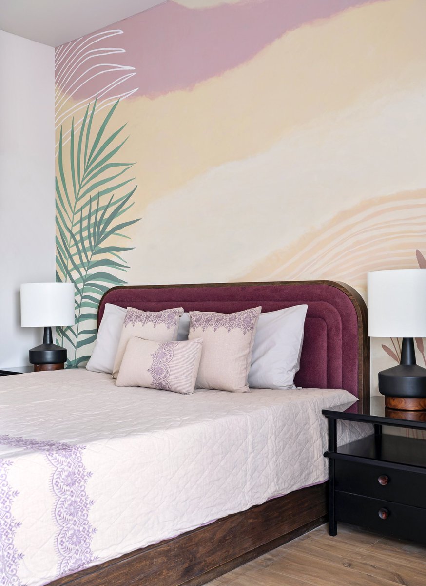 studioipsa's tweet image. A serene mural backdrop, mauve headboard, and sleek black nightstands create the perfect master bedroom oasis. 

Table lamp: @westelm 

#studioipsa #interiordesign #interiordesigner #interiordesignstudio #bengaluru #bangalore #interiordesigninsporation #interiorinspiration