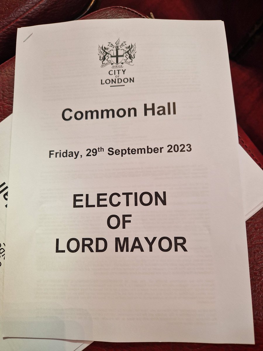At the #Election for <a href="/citylordmayor/">Lady Mayor of the City of London</a> today.  Couldn't be a nicer day for it. Brilliant sunshine., good buzz in Guildhall.