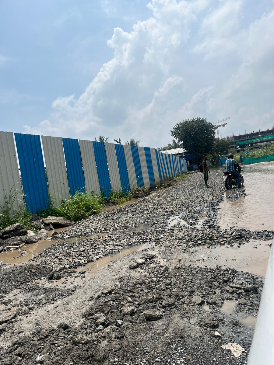losturmind's tweet photo. People.considering to buy flats built by @kohinoorpune please consider this.... This property is just 1 year old.... zero support and zero facility. 
WORST builder please do not put your money with them.
@pcmcindiagovin @PMOIndia @pulse_pune https://t.co/vhMD8t2kO4